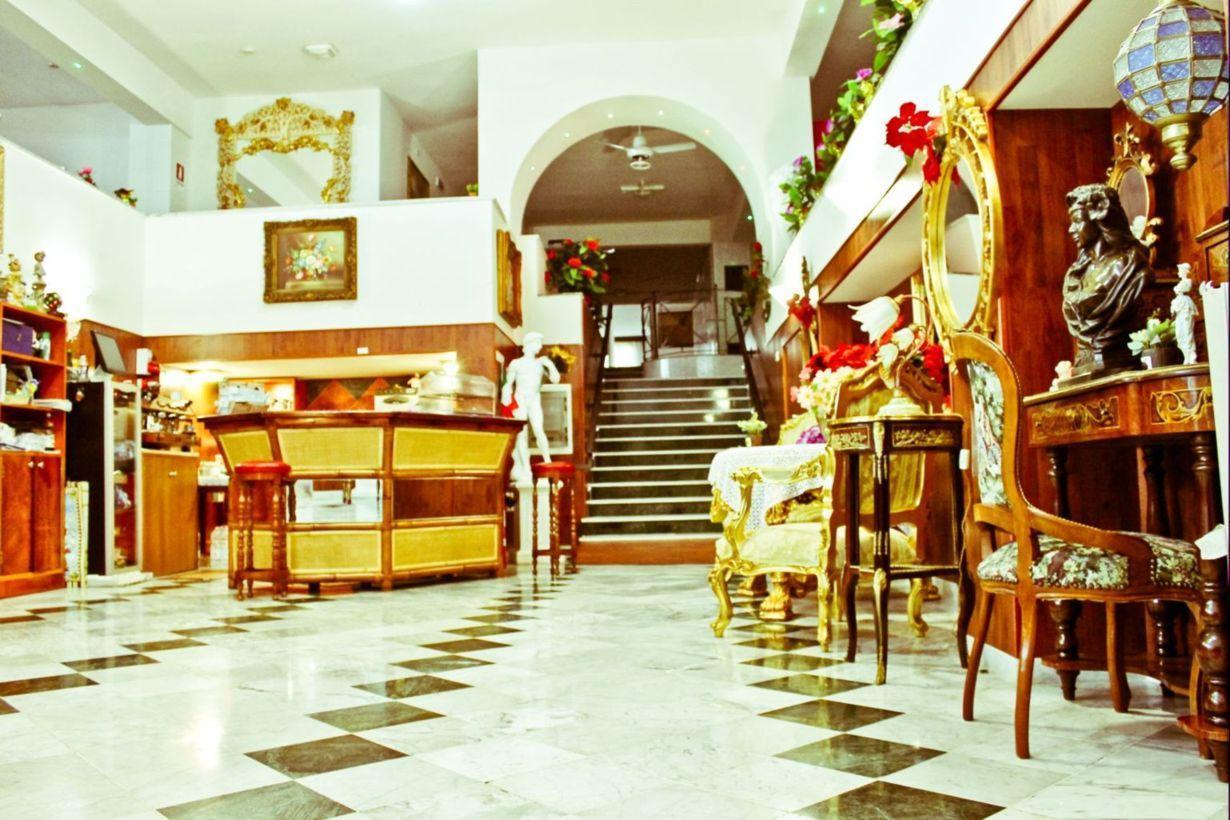 Hotel Palace Nardo Rome Bagian luar foto
