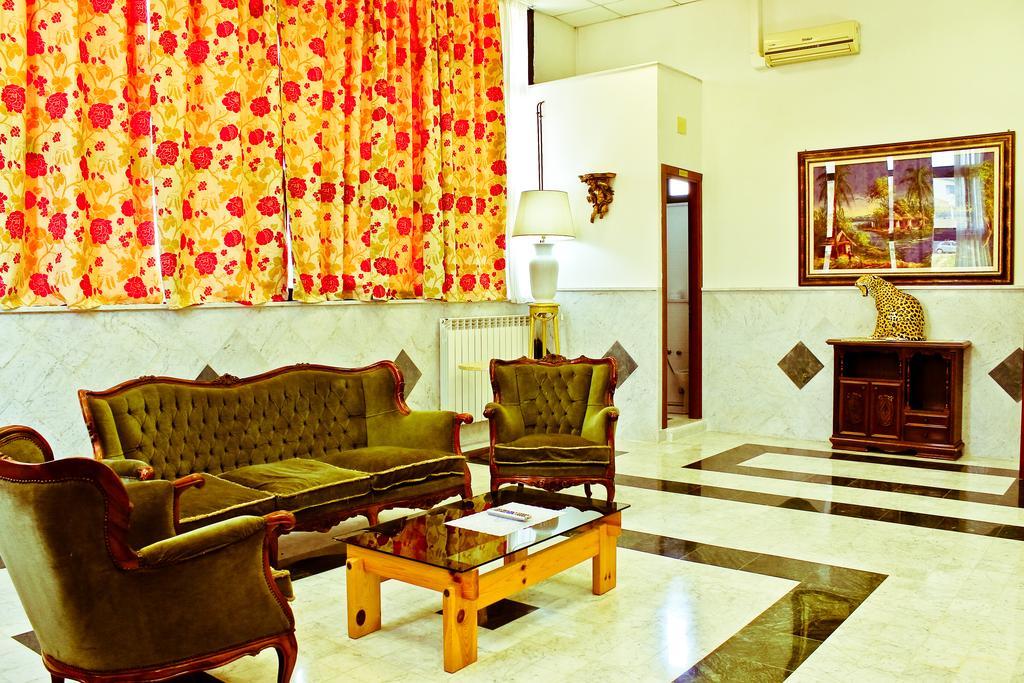 Hotel Palace Nardo Rome Bagian luar foto