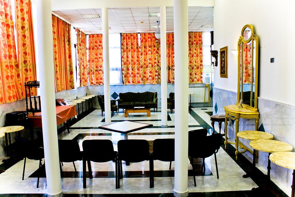 Hotel Palace Nardo Rome Bagian luar foto